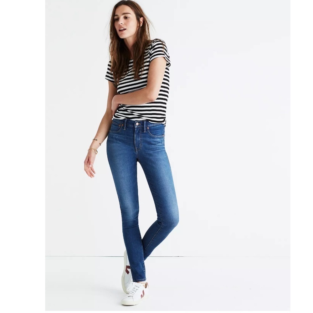 Madewell | 9”High Rise Skinny Jeans Patty Wash Size 26 Raw Hem Jeans